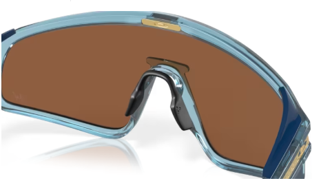 Sonnenbrille Oakley 0OO9404 - Latch panel - 940408 - Transparent stonewash -  Größe(n) 35 (L)
