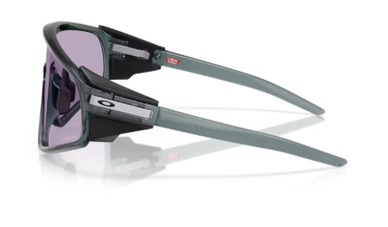 Sonnenbrille Oakley 0OO9404 - Latch panel - 940413 - Kristallschwarz - Größe(n) 35 (L)